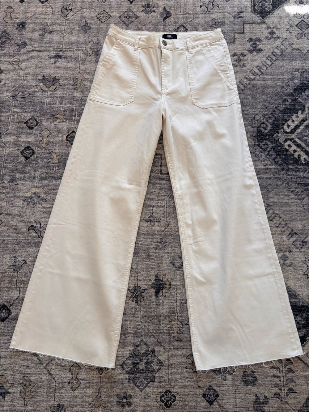 Kut from the Kloth Cream Meg Wide Leg Patch Pocket Jeans Size 10